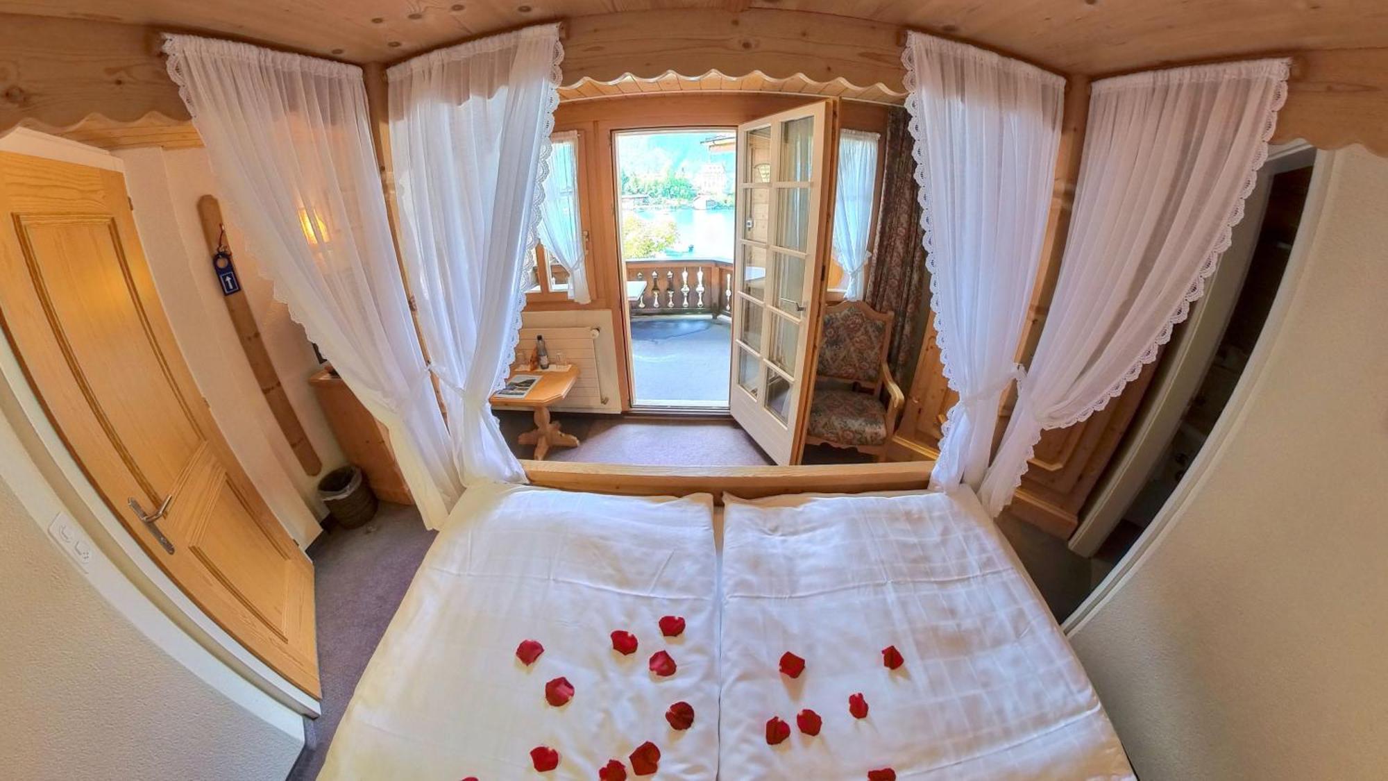 Hotel Chalet Du Lac Iseltwald Zewnętrze zdjęcie