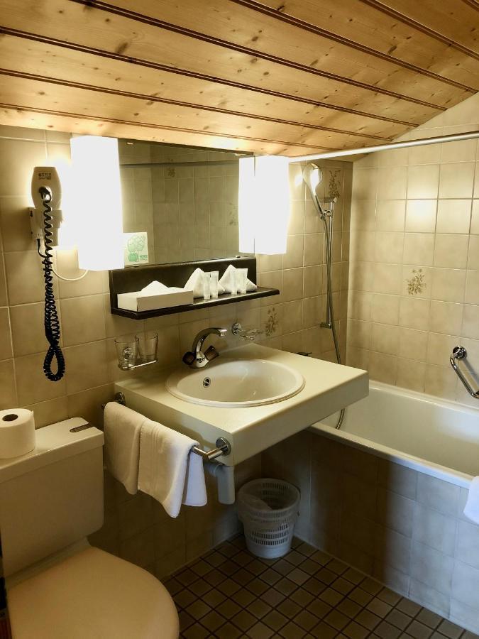 Hotel Chalet Du Lac Iseltwald Zewnętrze zdjęcie